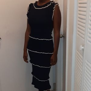 Alexia Admor navy blue and white ruffled dress